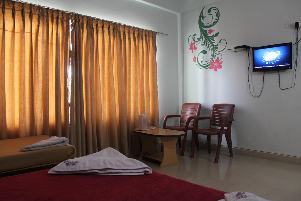 Hotel Kalyani Mysore Quarto foto